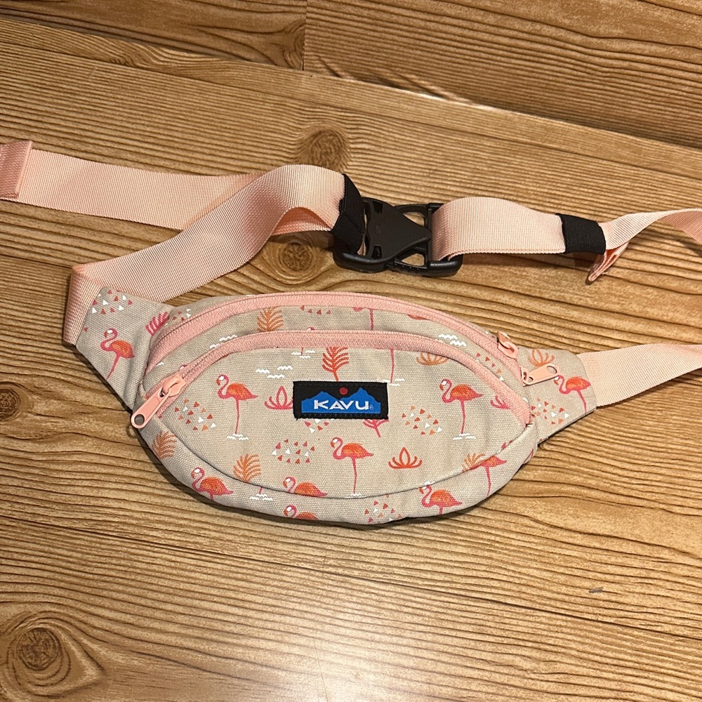 KAVU Spectator Belt Bag Polyester Hip Fanny Pack Flamingo Print - Pink and Cream